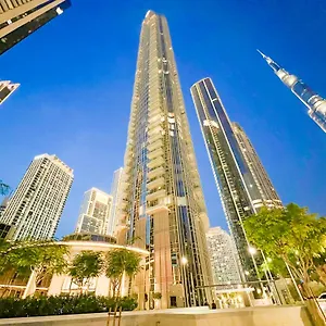 Downtown Luxury - Stunning Burj Khalifa & Sea View - 5 Minutes Walk To Mall Apartment