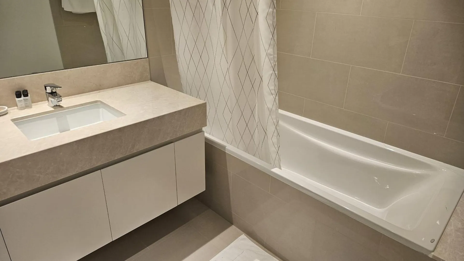 Mh - Act One Act Two - 2Bhk- Ref3002 Villa Dubai United Arab Emirates